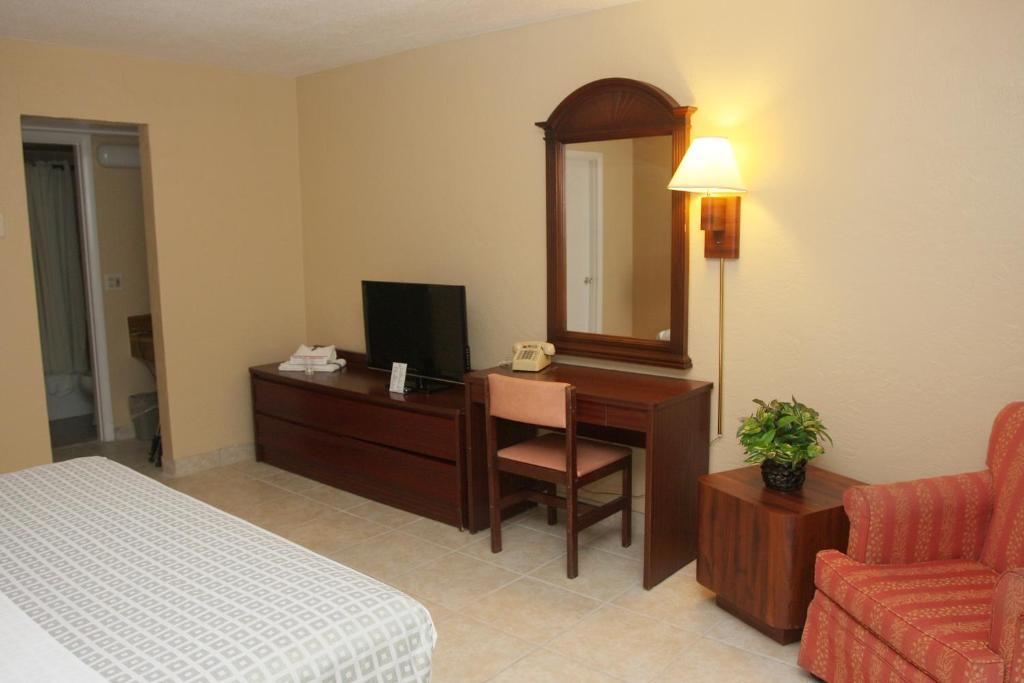 Hotel Makai Beach 2*
